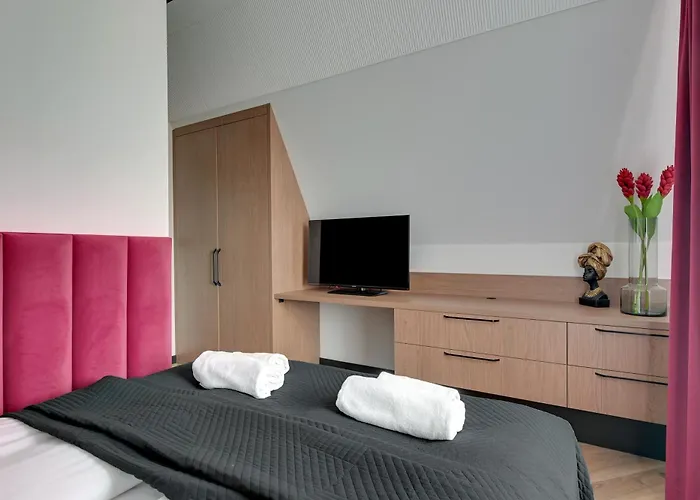 Old Town Chlebnicka Attic By Downtown * Гданьск