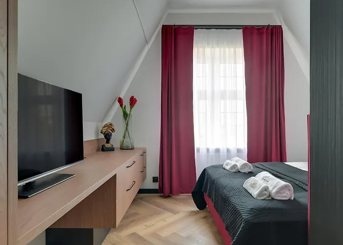 Апартаменты Old Town Chlebnicka Attic By Downtown *