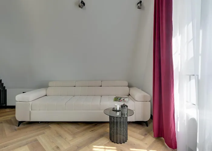 Апартаменты Old Town Chlebnicka Attic By Downtown