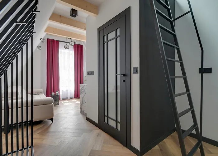 Old Town Chlebnicka Attic By Downtown דירה גדנסק